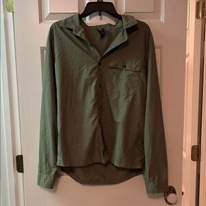 Mountain Hardwear Olive Shirt